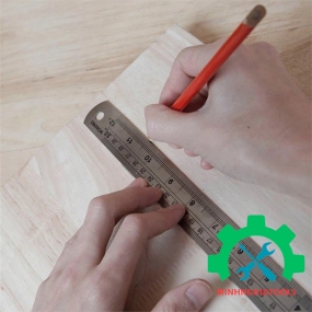 Thước đo thẳng thép không gỉ, kích thước 600mm (24 inches) Workpro - WP265002 