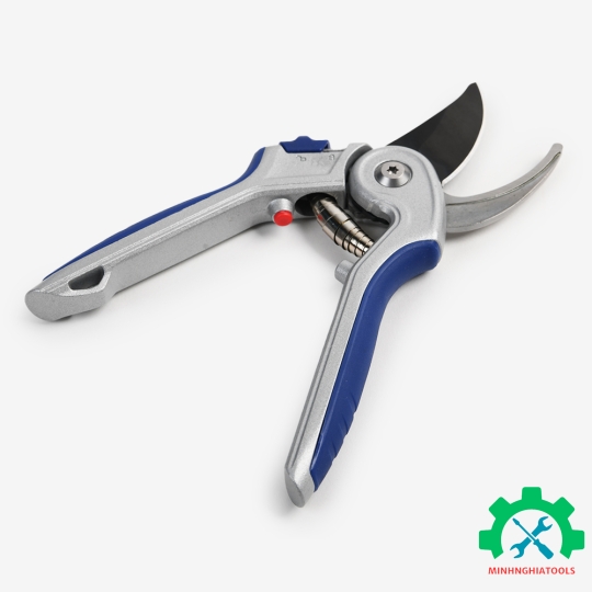 Kéo cắt tỉa cành, tay cầm hợp kim, lưỡi dao SK5,8 inches Workpro WP332011