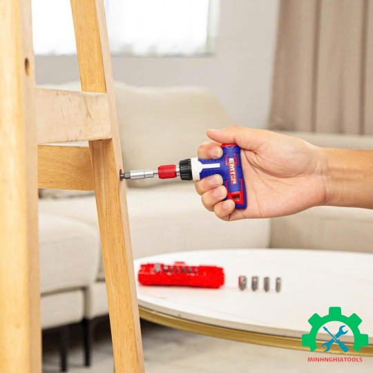 Bộ tua vít đa năng 31 chi tiết Emtop EBST03102 