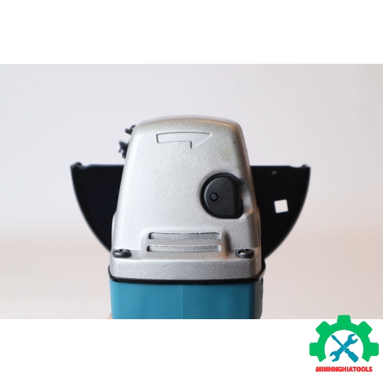 Máy mài góc Makita M9504B (100MM/570W/CÔNG TẮC ĐUÔI)
