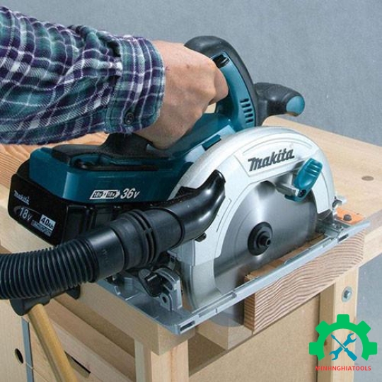 Máy cưa đĩa dùng pin 190mm Makita DHS710RM2J 36V 