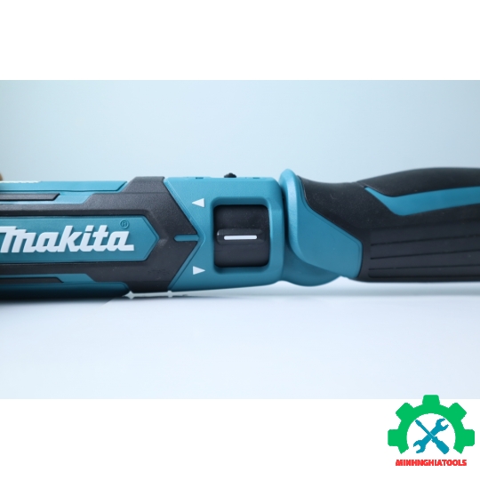 Máy vặn vít dùng pin Makita TD022DSE 7.2V 
