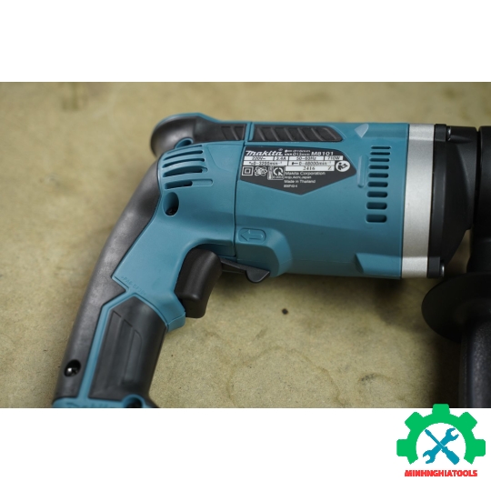Máy khoan động lực Makita M8101B 