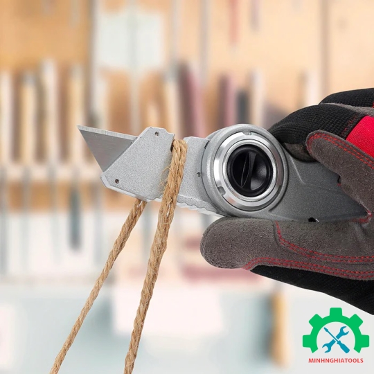 Dao tiện ích có lưỡi cắt gấp gọn, cán cầm bẳng nhựa, mở nhanh Workpro -WP211009 