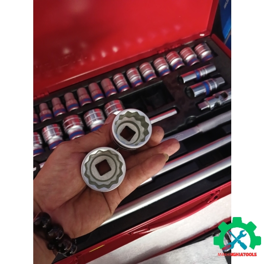 Bộ tuýp 1/2" loại bông 12 cạnh  33 chi tiết hệ mét (8-32mm) Kingtony 4034MR