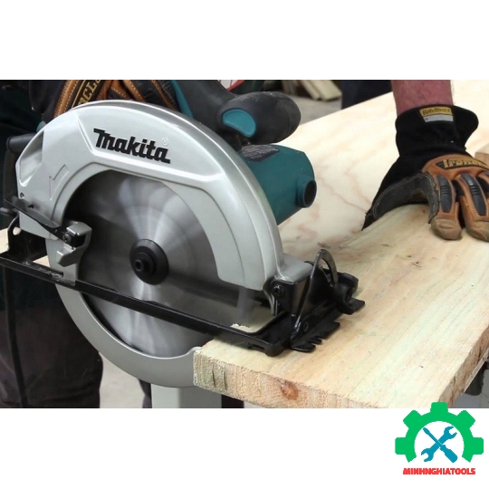 Máy Cưa Đĩa Makita M5801B (185mm) 