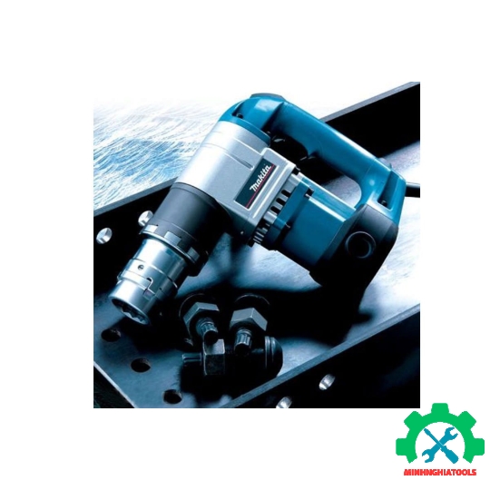 Máy siết cắt bulông Makita 6924N M22-M24 