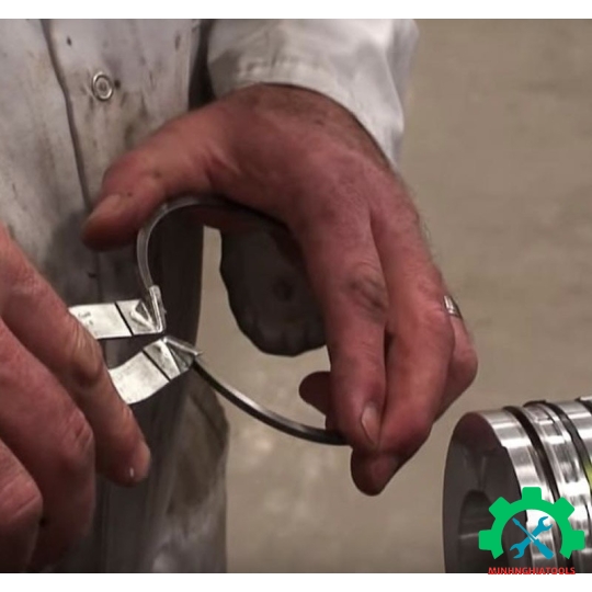 Kìm vô bạc piston  Licota 80- 120mm  ATA-0240A