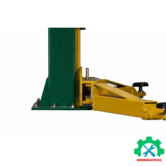 Cầu nâng 2 trụ giằng trên Sata AE5102-3 