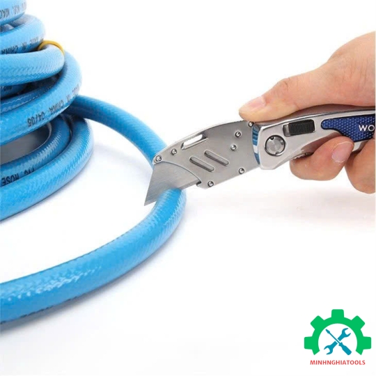 Dao gấp tiện ích có lưỡi cắt gấp gọn, cán cầm bằng thép không gỉ Workpro - WP211007