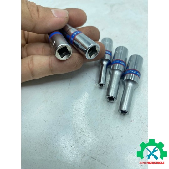 Tuýp 1/4" hình sao E Kingtony 2275M loại dài 50mm, Kích thước E4-E8 