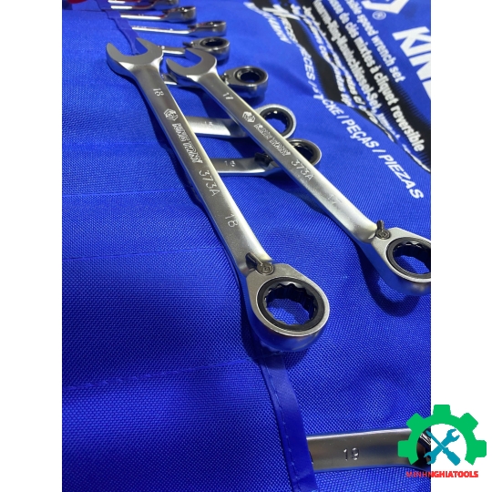 Bộ cờ lê vòng miệng tự động 8-24mm có khóa gạt Kingtony 122A14MRN 14 chi tiết 