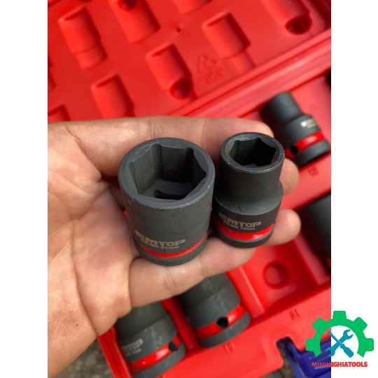 Bộ tuýp 1/2" đen ngắn 40mm CR-Mo 10 chi tiết EMTOP EMSS12101 10-24mm